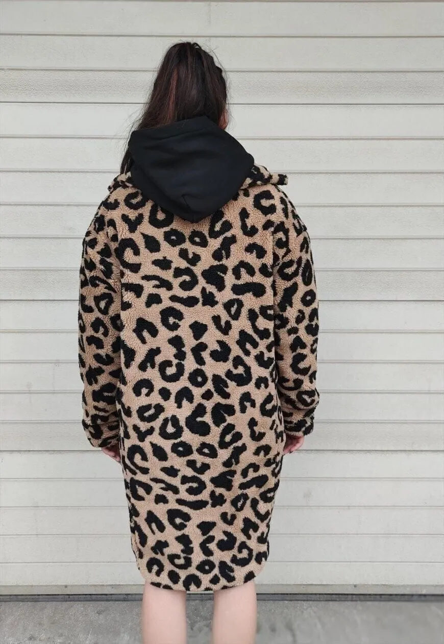 Leopard fleece coat in brown faux fur animal print jacket