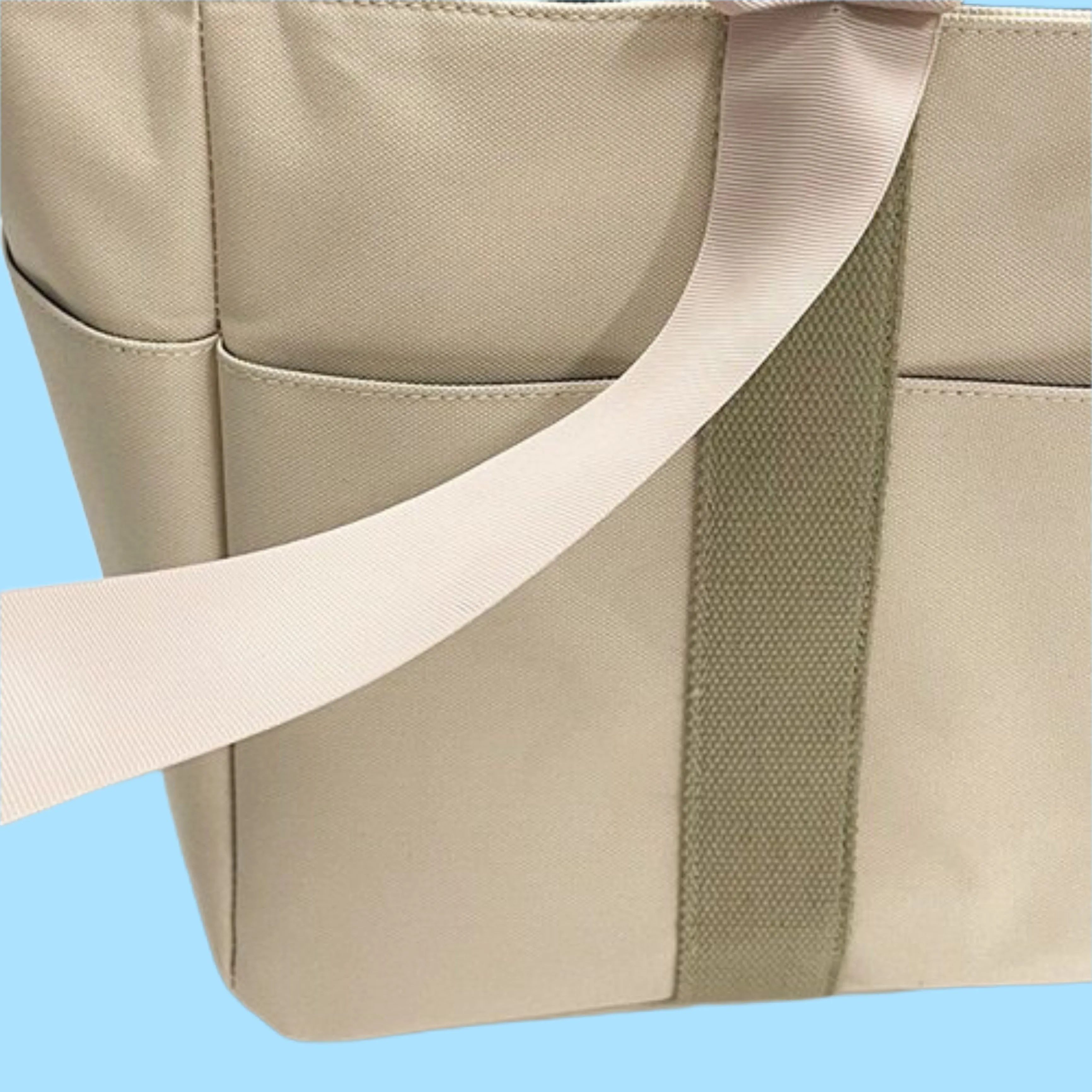 Ruffle Handle Tote Carrier